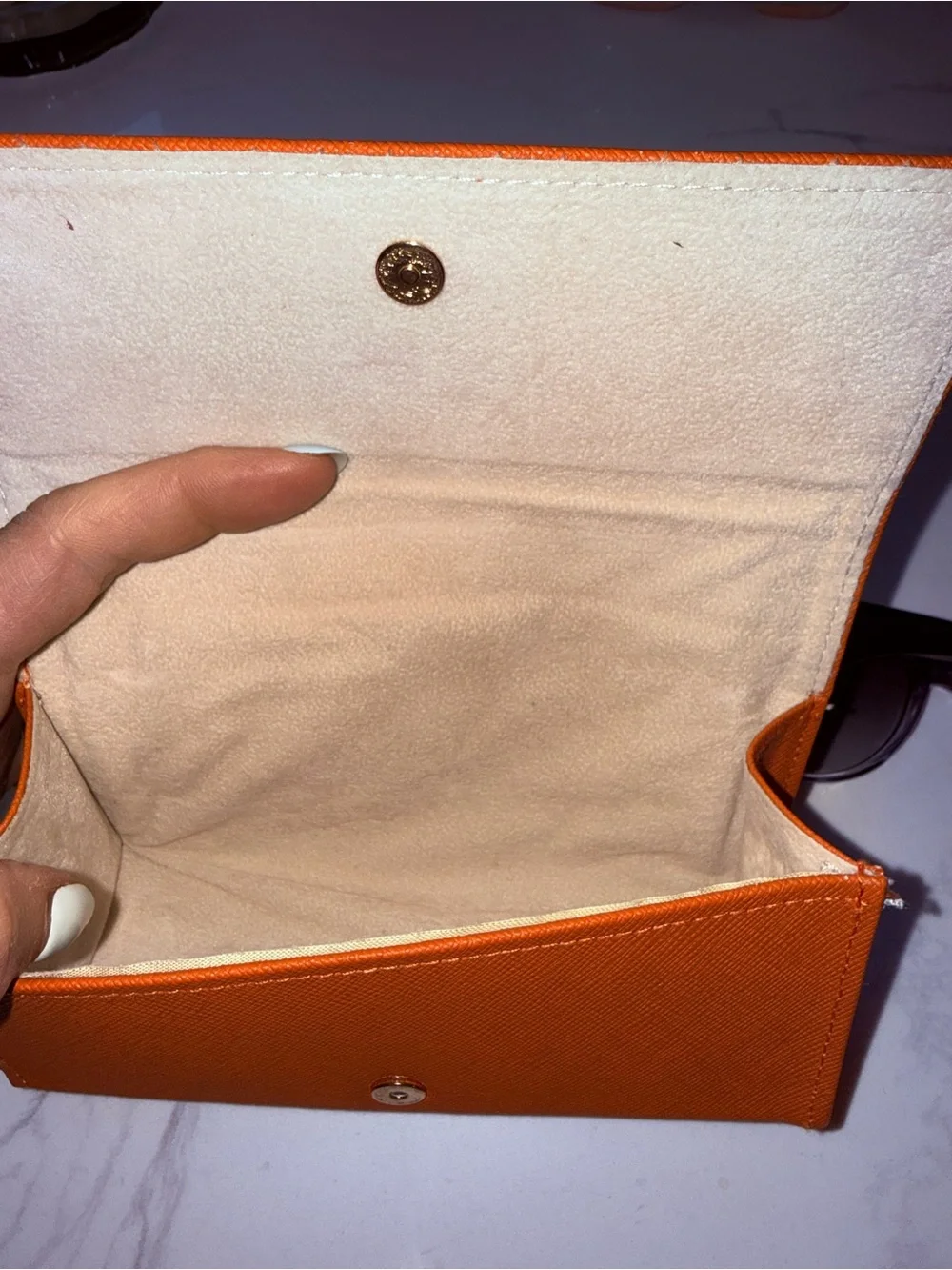Tory Burch Black Gradient Oversized Sunglasses with Orange Logo Case